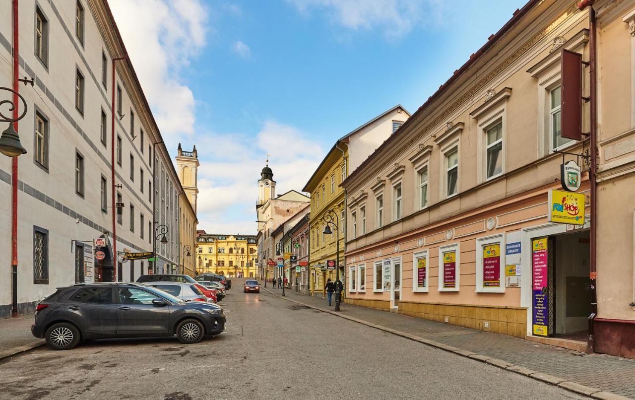 Apartman Bb Centrum Банська Бистриця Екстер'єр фото