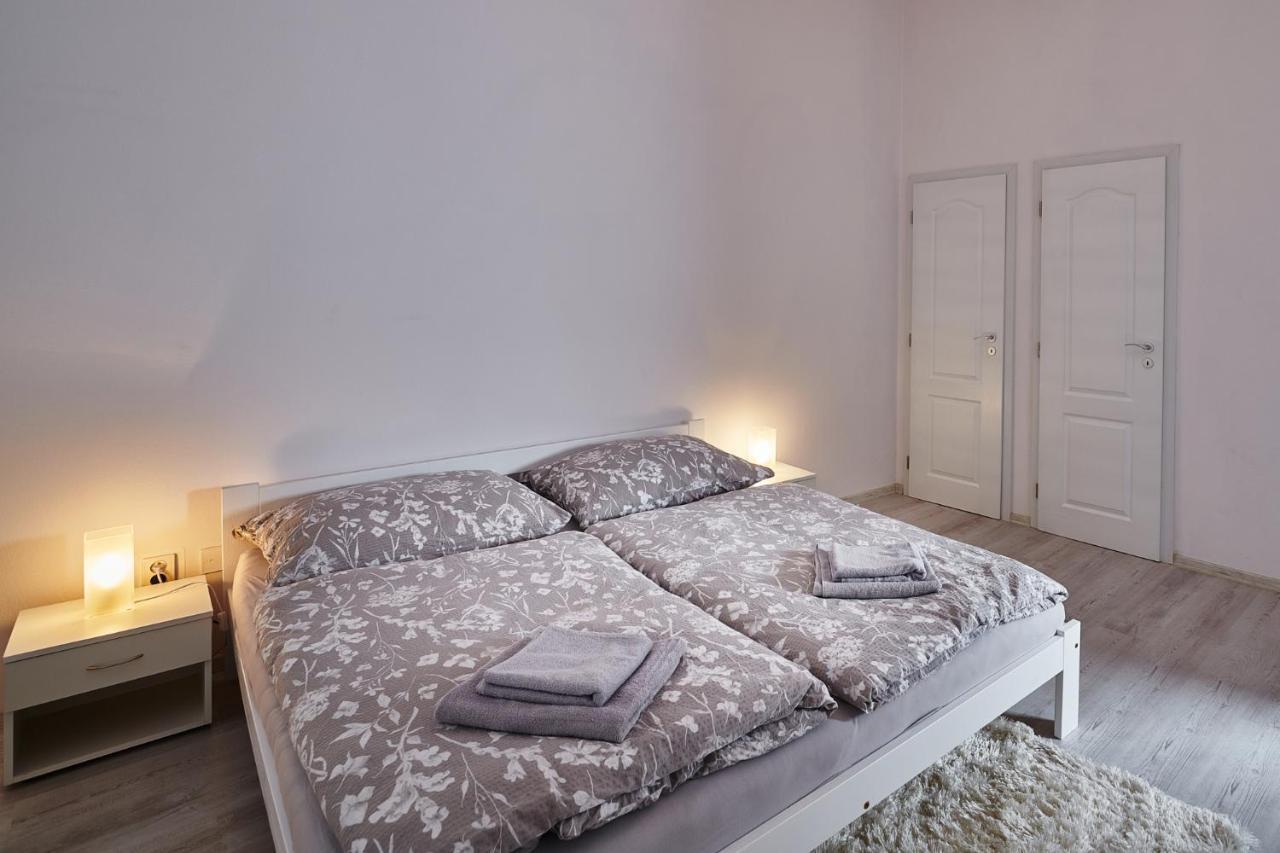 Apartman Bb Centrum Банська Бистриця Екстер'єр фото
