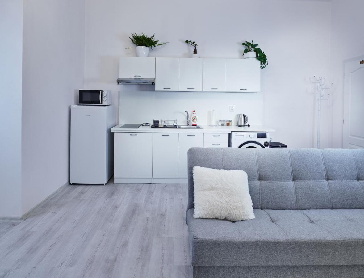 Apartman Bb Centrum Банська Бистриця Екстер'єр фото